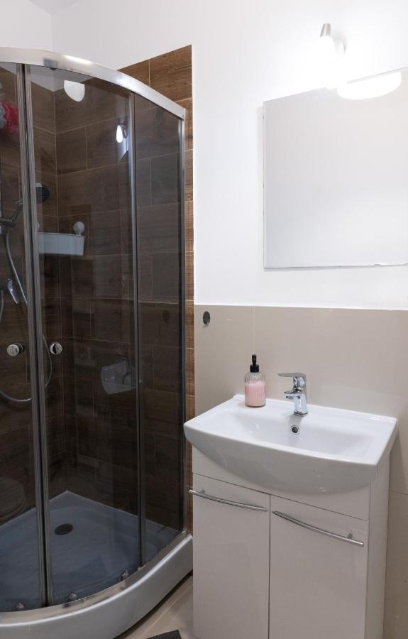 ורשה Clicktheflat Aleje Niepodleglosci Center Apart Rooms מראה חיצוני תמונה