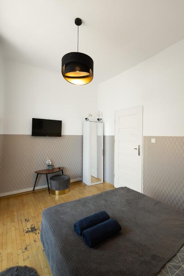 ורשה Clicktheflat Aleje Niepodleglosci Center Apart Rooms מראה חיצוני תמונה